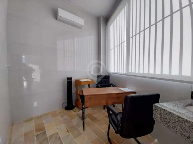 Sala : / Comercial / Loteamento Morrão Da Força
