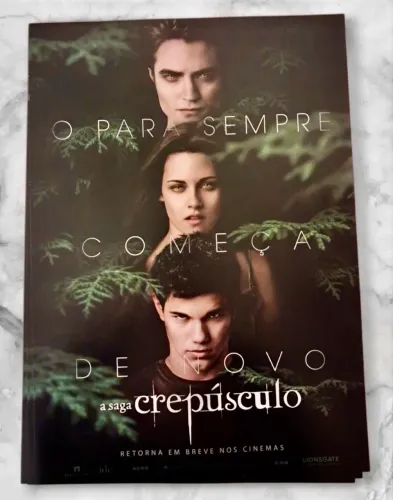 Crepúsculo Pôster Retorno nos Cinemas
