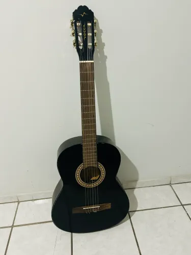 Vende-se Violão Preto