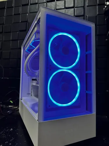 PC GAMER FULL WHITE ? RYZEN 5 X3D + RTX 3070 AERO