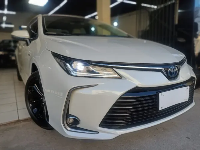 Toyota Corolla Altis Prem. Hybrid 1.8 Flex AUT 2021