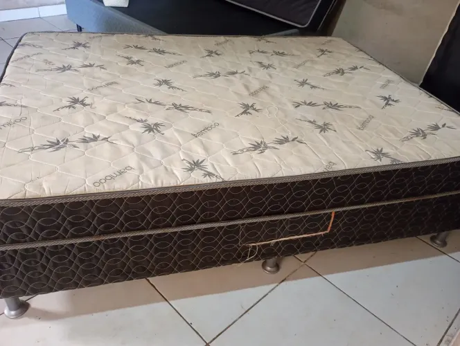 Cama box casal