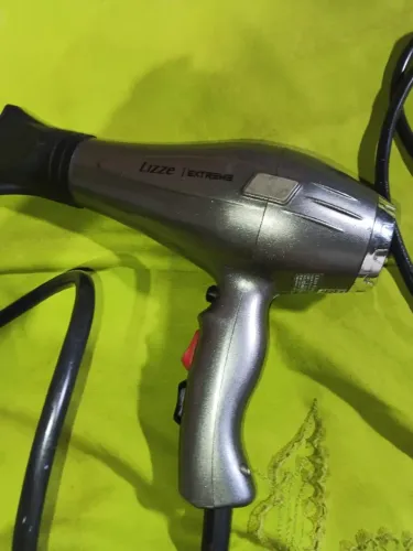 Secador de cabelo 
