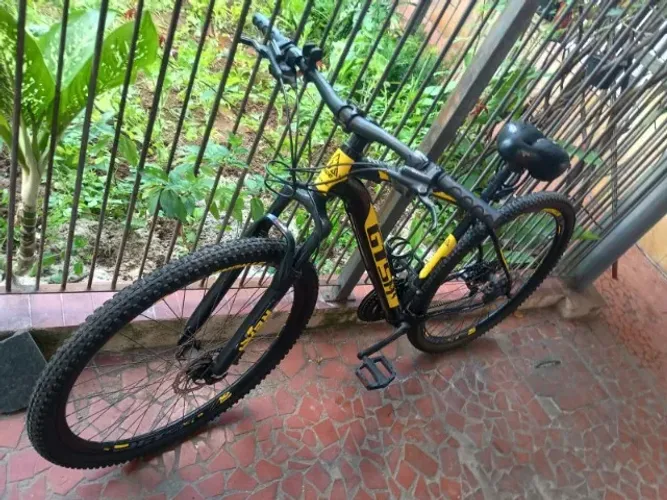 Bicicleta GTS M1 Aro 29 - Freio Hidráulico | Shimano 24 Marchas