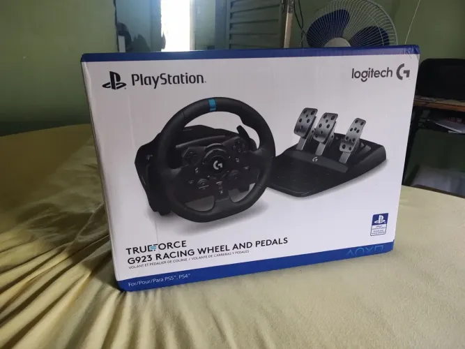 Logitech G923 PlayStation lacrado 