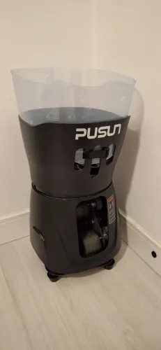 Máquina lançadora de bolas de tênis