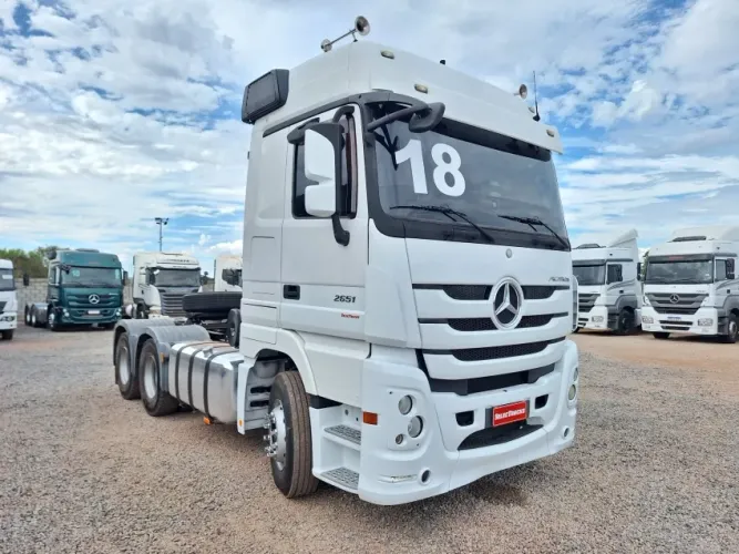 Mercedes-Benz Actros 2651S Ano 2017/2018 MegaSpace