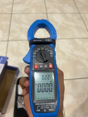 Alicate Amperímetro Minipa ET-3811 certificado.