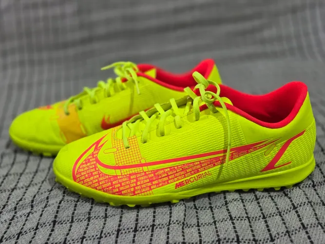 Chuteira Nike Society - Pouco Uso