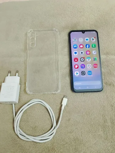 Samsung A25 5g 256 gigas 639,99 reais