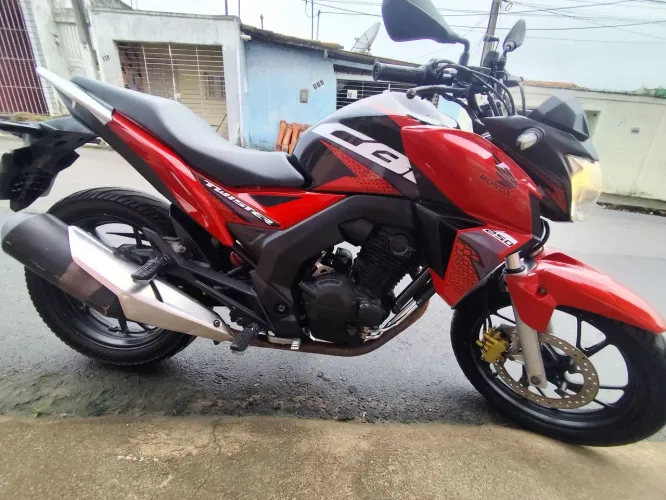 Honda CB TWISTER 2019