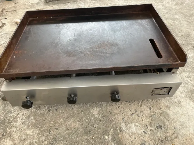 Chapa para lanche  R$ 650 Reis aceito proposta 