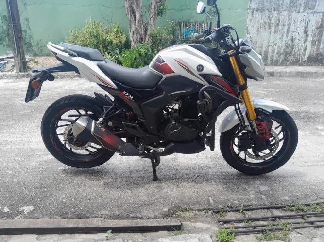 Moto Suzuki Haojue DR 160