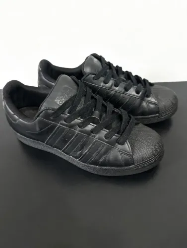 Tênis Adidas Originals Superstar