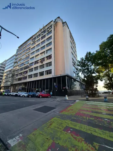 Suerdieck - Sala reformada com 300m² no Comércio