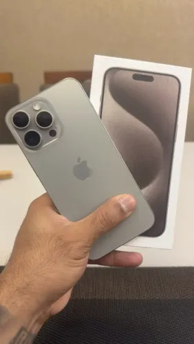 iPhone 15 pro Max 512g