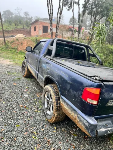 Chevrolet S10 Pick-up Std. 2.2 MPFI / EFI 1997