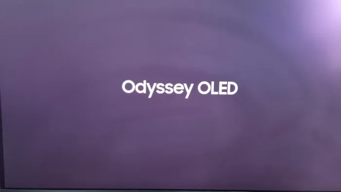 Monitor OLED Samsung Odyssey G5 27" - na garantia
