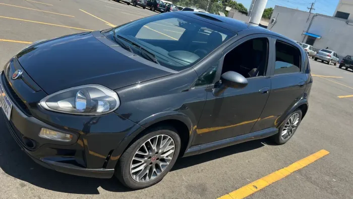 Fiat Punto Blackmotion 1.8 Flex 16V 5P. 2014