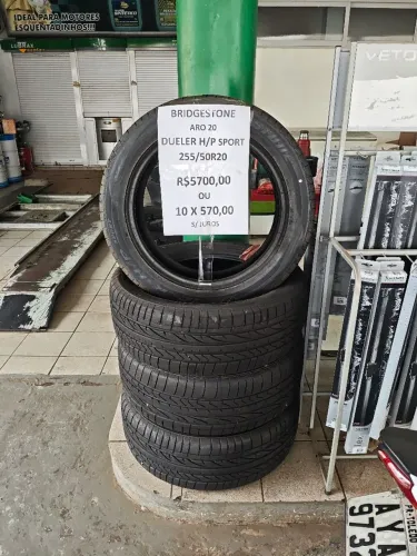 Pneu aro 20 Bridgestone dueler H/P sport 255/50R20