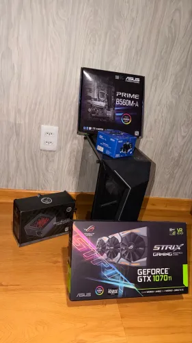 Pc Game i7 10700 GTX 1070TI 8gb e 36g ram