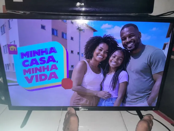 TV PHILCO 32 POLEGADAS 480 TEM WI-FI OU TROCO POR FONTE 90 OU 100 AMP USINA OU JFA ECT
