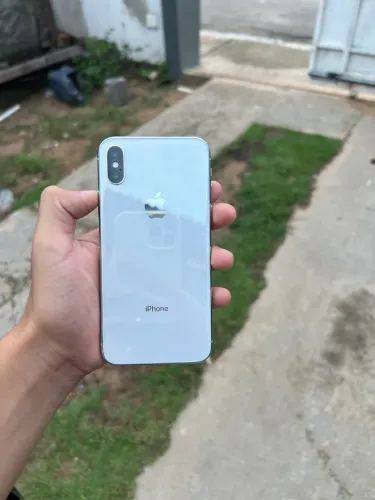 iPhone X