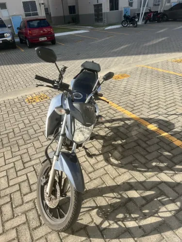 Moto seminova