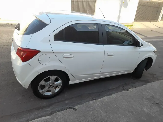 Chevrolet Onix Hatch LT 1.4 8V Flex Mec. 4P 2019