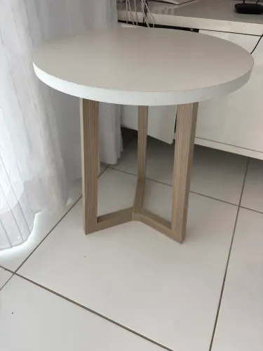 Mesa de canto