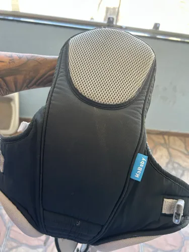 Canguru para carregar bebê. Perfeito estado!