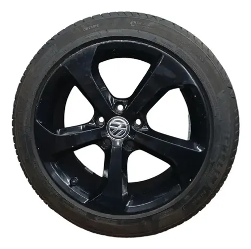 Pneu Novo com Roda Aro 17 225/45 para Golf GTI 2015 Preto