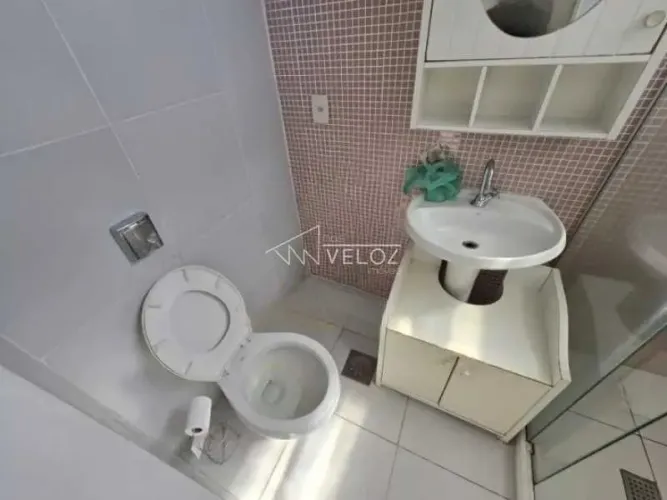 Kitnet/Conjugado : / Residencial / Laranjeiras