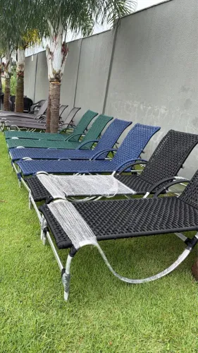 Espreguiçadeiras na corda náutica promoção ?