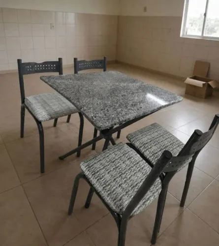 Mesa de Mármore $650