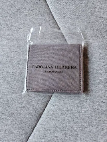 Porta cartoes importado original Carolina Herrera