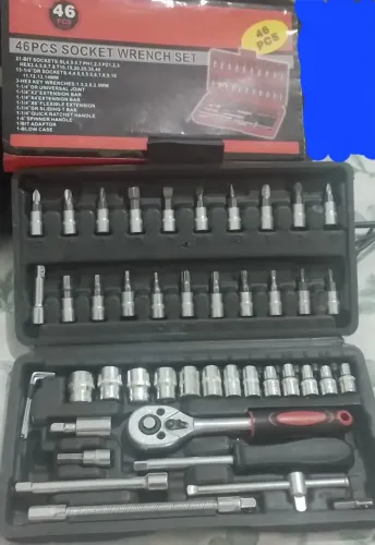 Kit de Soquetes e Chaves 46 Peças - Completo e Prático!