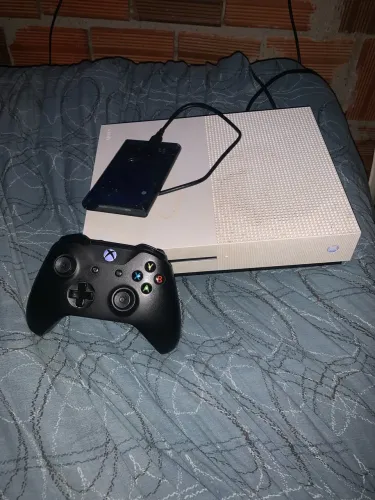 Xbox one s vendo ou troco