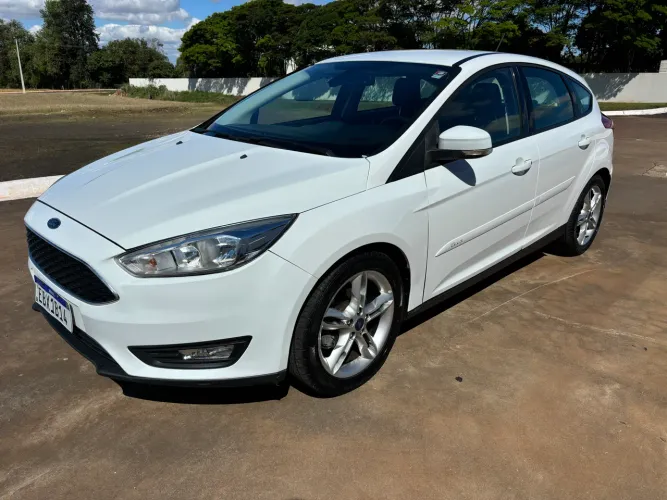 Ford Focus 1.6 S/se/se Plus Flex 8v/16v 5P 2019