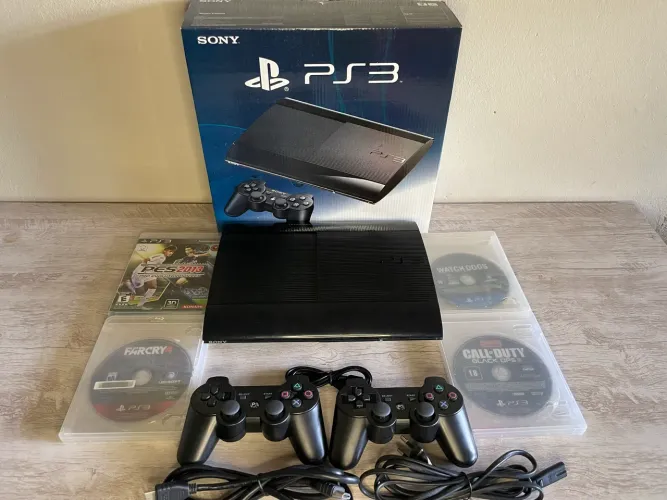 PS3 Super Slim 250 GB - Faço OLX Pay