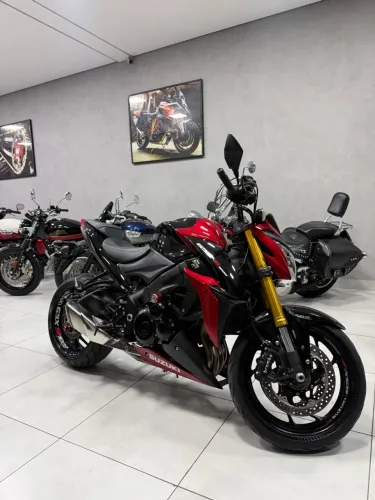 Suzuki GSX S 1000