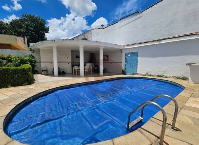 Espetacular Casa no Parque dos Príncipes Condomínio Exclusivo e Qualidade de Vida Incompa