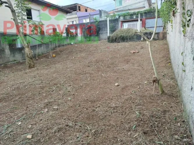 Terreno (meio lote) para venda com escritura registrada no Jd. Casa Branca, Suzano/SP