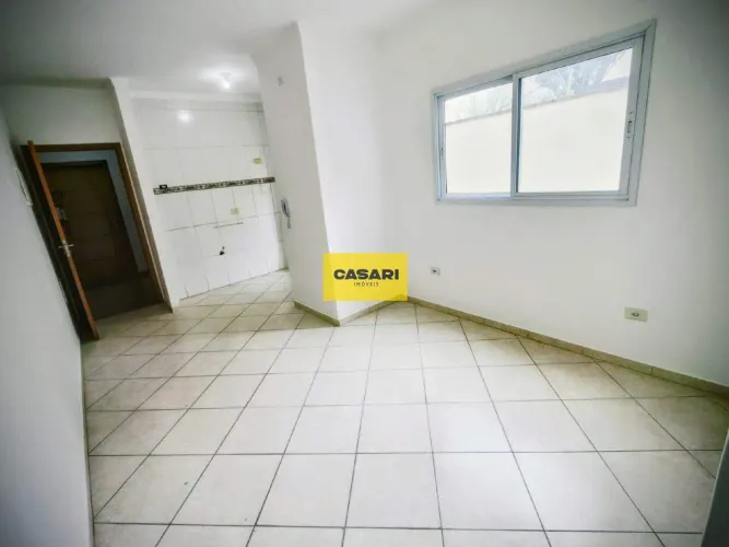 Apartamento 56 m² com Quintal e 1 Vaga  Condomínio Baixo  Santo André