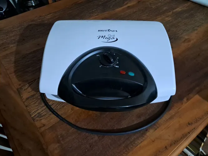 Grill Britânia Megagrill
