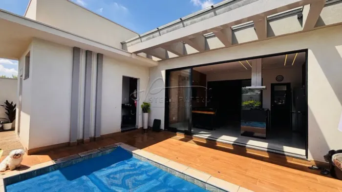 Casa térrea de 154m² com 03 quartos à venda em condomínio - Cravinhos
