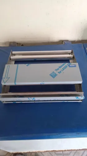 Vendo embaladora nova com caixa