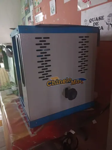Máquina de chinelo.