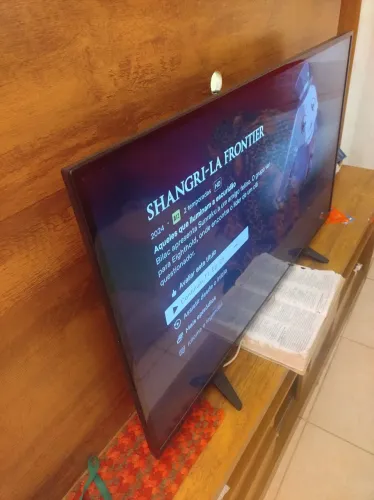 Vendo TV AOC 43 polegadas smart !