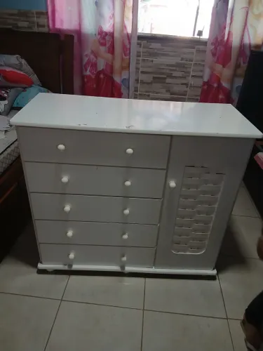 Vendo cômoda infantil 